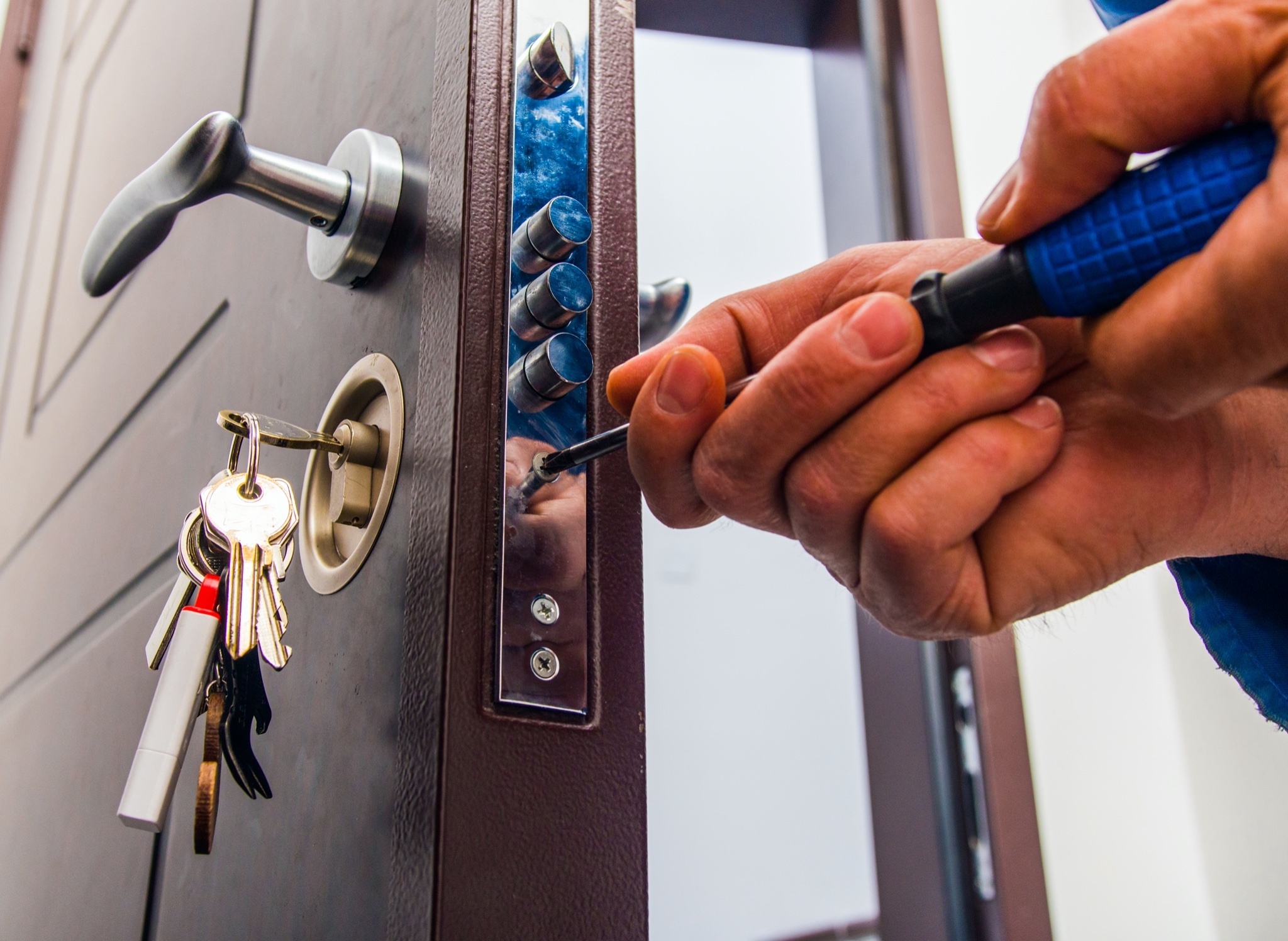Lock installation and replacement Miami
