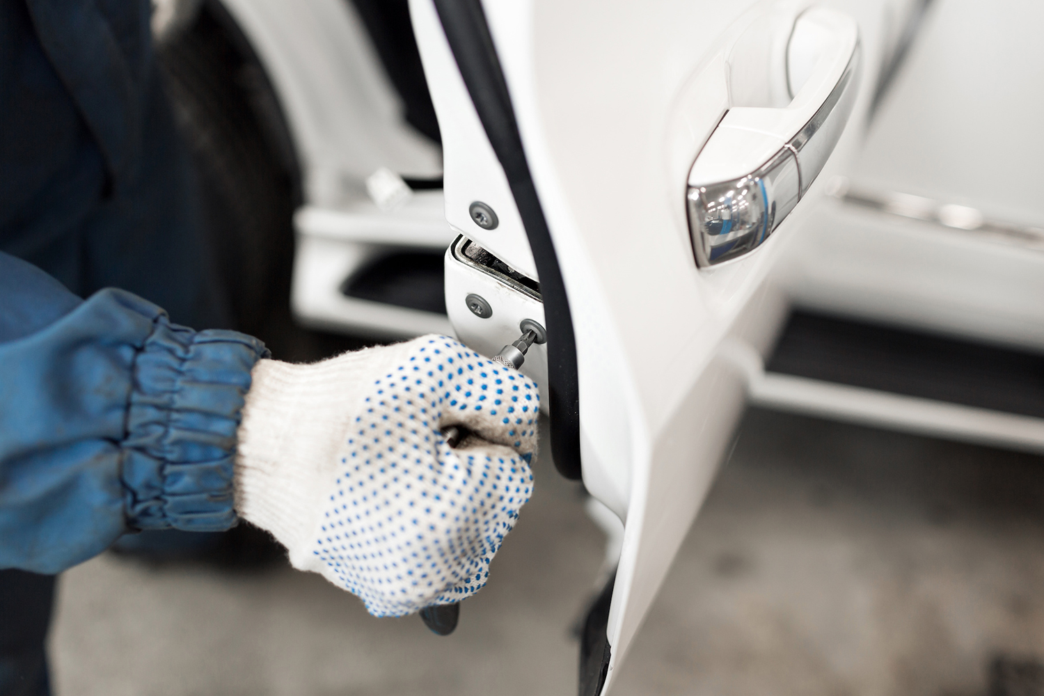 Automotive locksmith services Miami